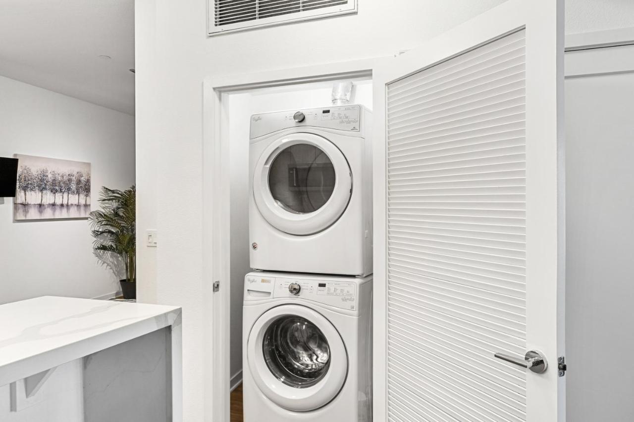 Beverly Grove Chic City Oasis 2 Bedroom Apt With Den 138 Los Angeles Extérieur photo