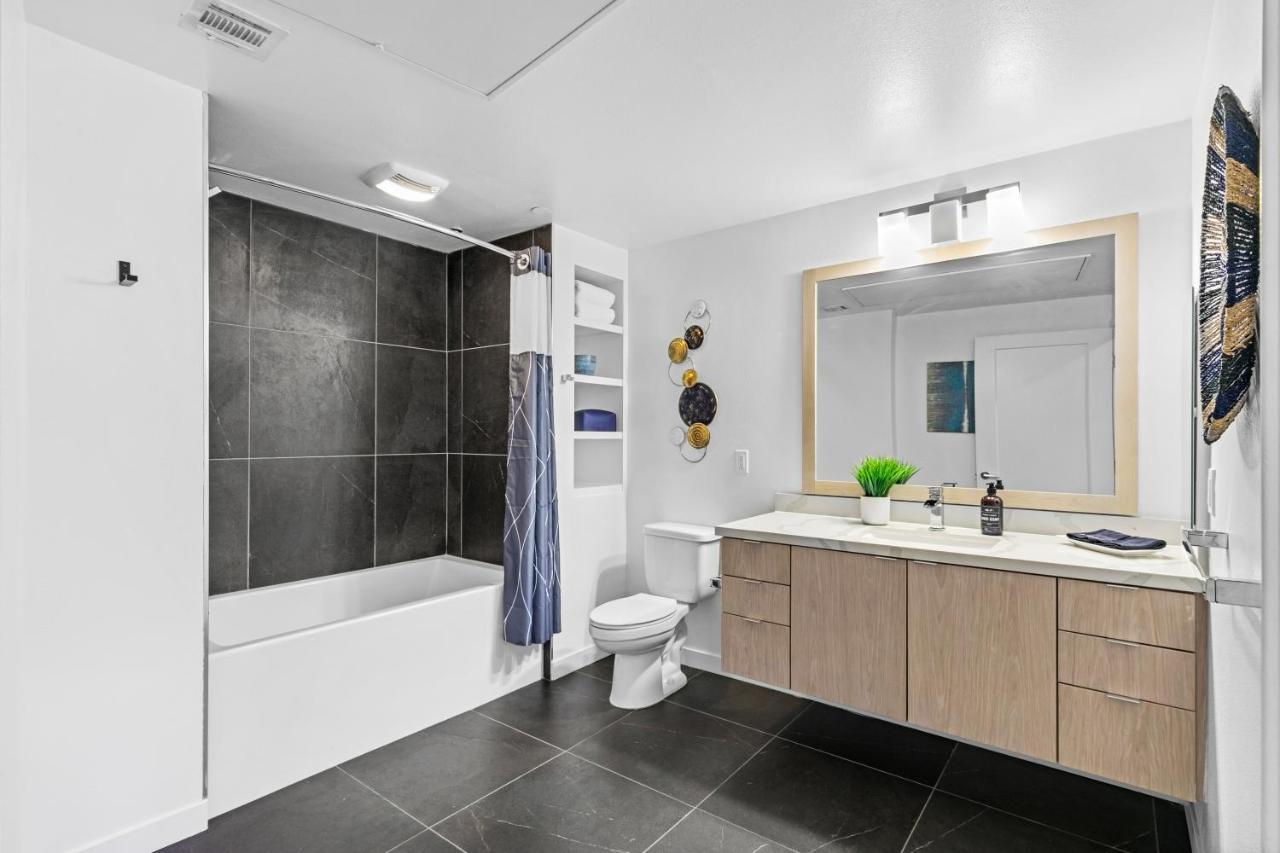 Beverly Grove Chic City Oasis 2 Bedroom Apt With Den 138 Los Angeles Extérieur photo