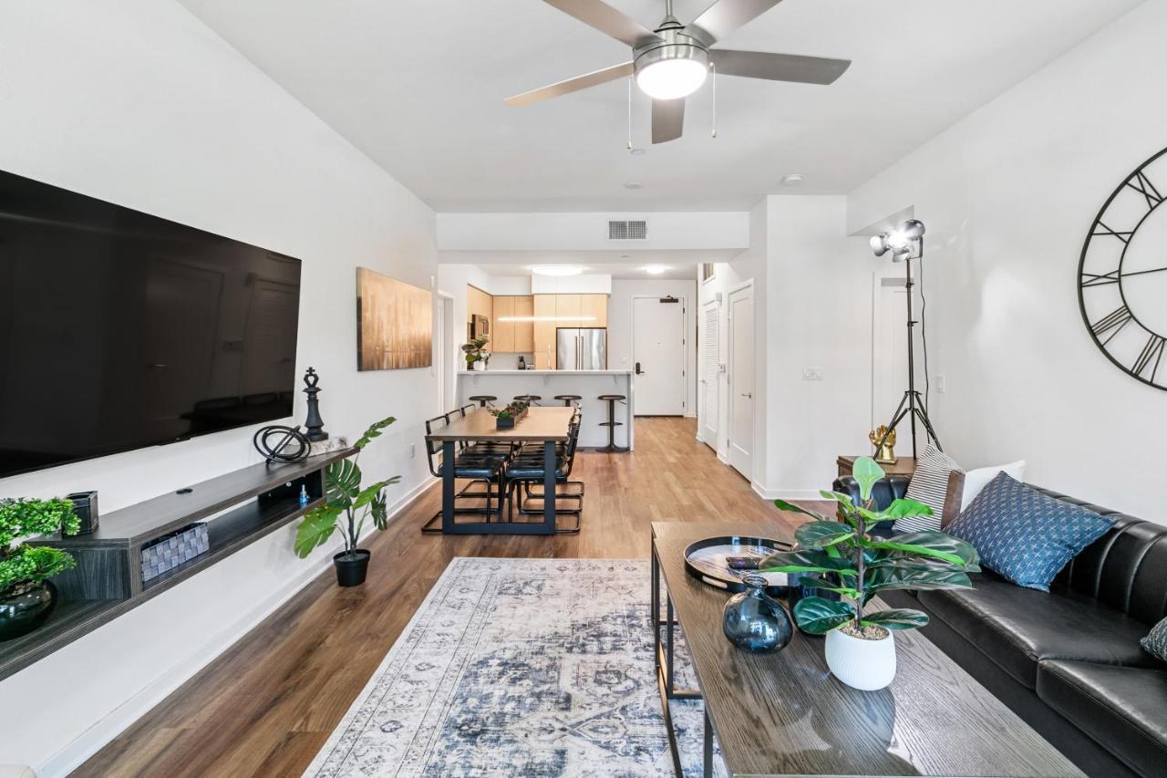 Beverly Grove Chic City Oasis 2 Bedroom Apt With Den 138 Los Angeles Extérieur photo